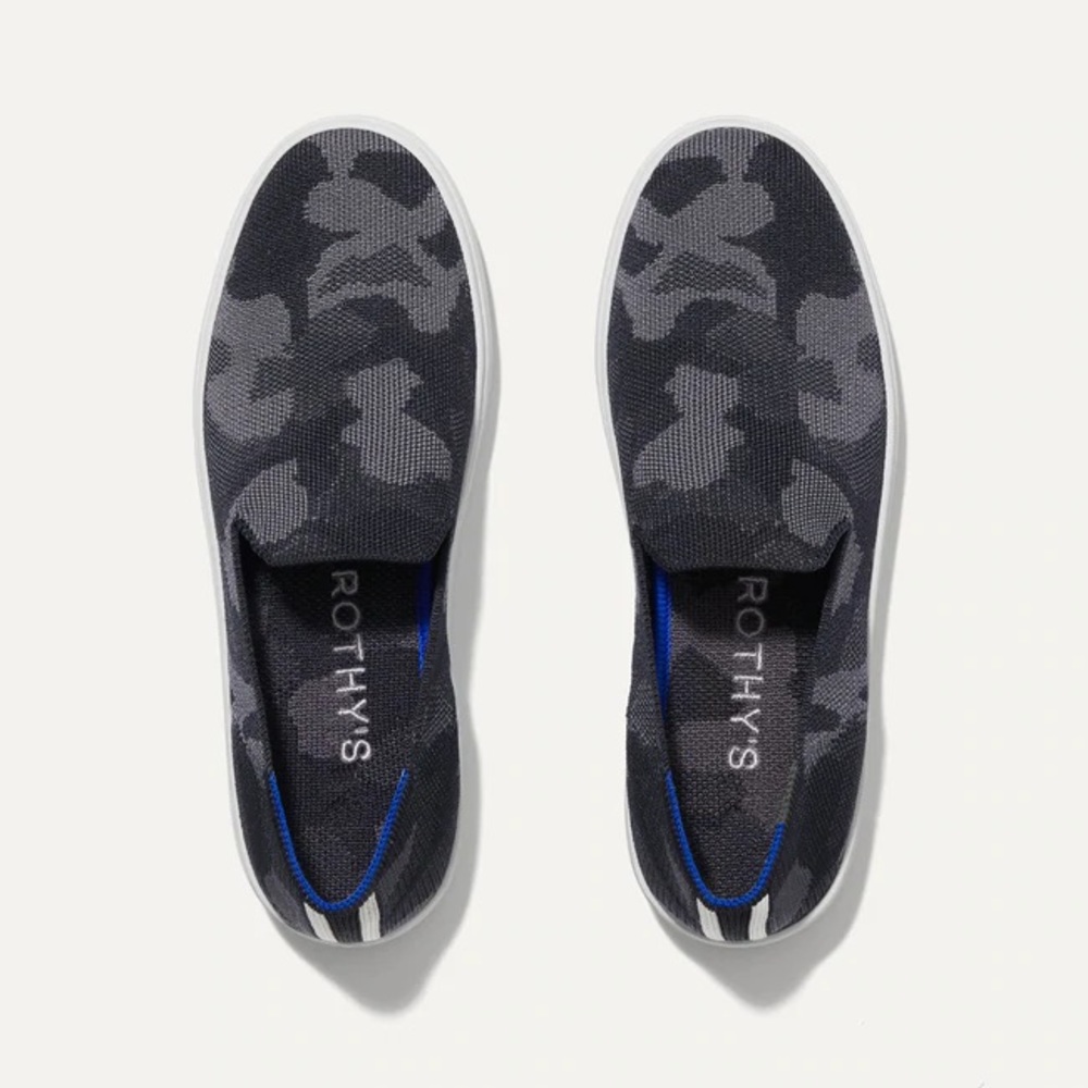 Rothy’s Camo Sneaker Slip On Comfort Shoes Gray Print Loafer Womens size 7.5